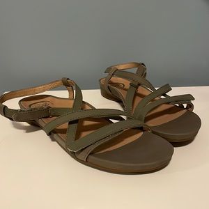 Abeo Biosystem Olive Green Sandals